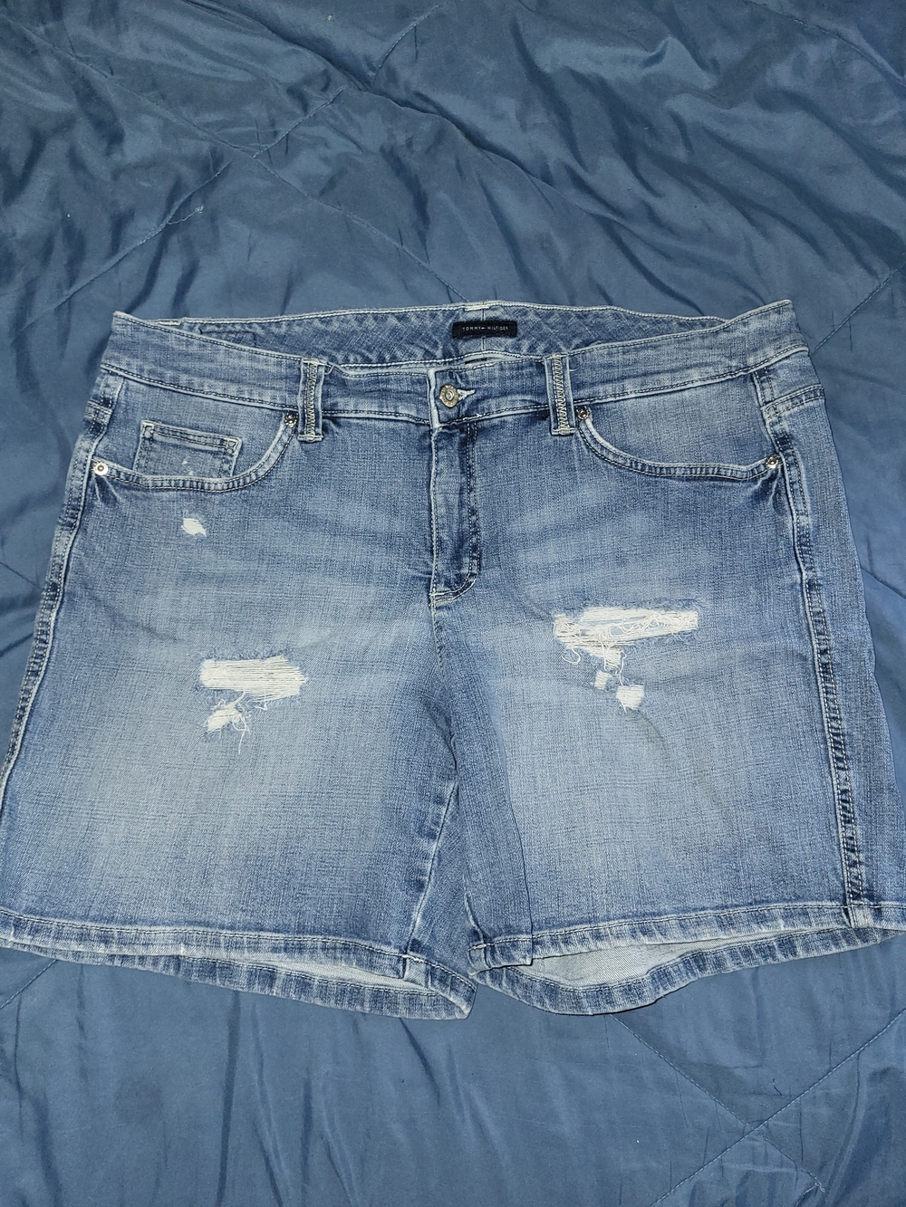 Tommy Hilfiger Distressed Denim Shorts~Size 18.
